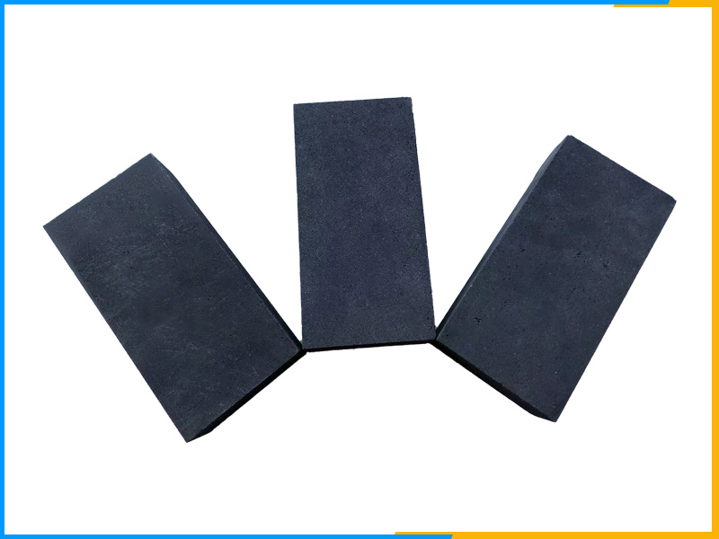 低灰压制防腐碳砖